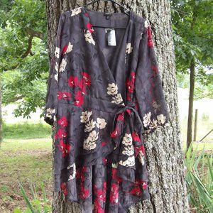 Torrid Gray Floral Wrap Blouse 0x